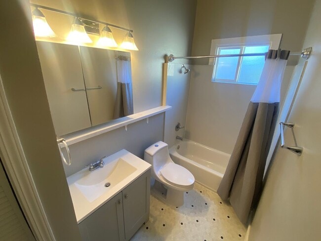 Foto del edificio - 540 32nd St