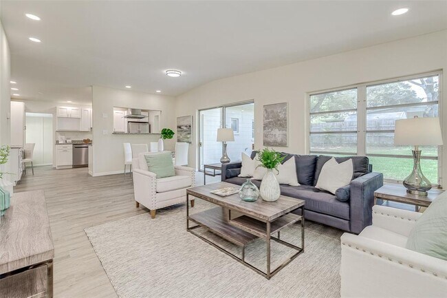 Foto del edificio - 2012 Merlin Way