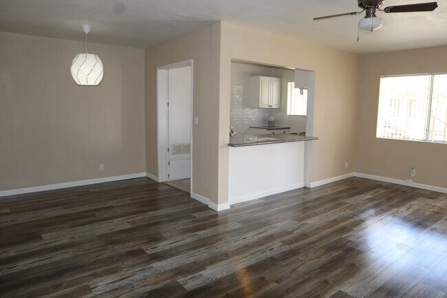 Foto del edificio - 7013 Coldwater Canyon Ave