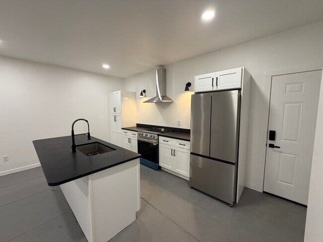 Foto del edificio - The Warehouse At Calhoun - RESIDENTIAL