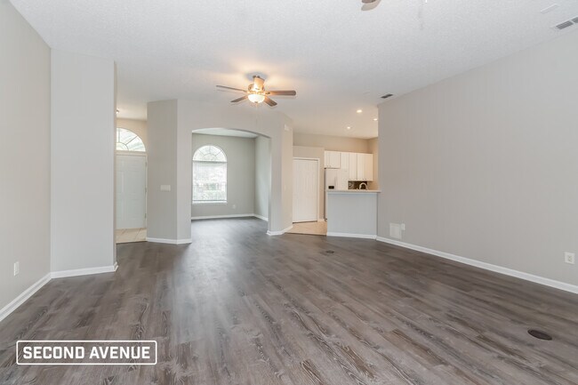 Foto del edificio - 549 Wakemont Dr