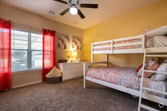 2BR, 2BA - 1,120 - Belterra Springs