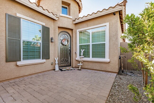 Foto del edificio - New Rental Listing in Madison Vistas