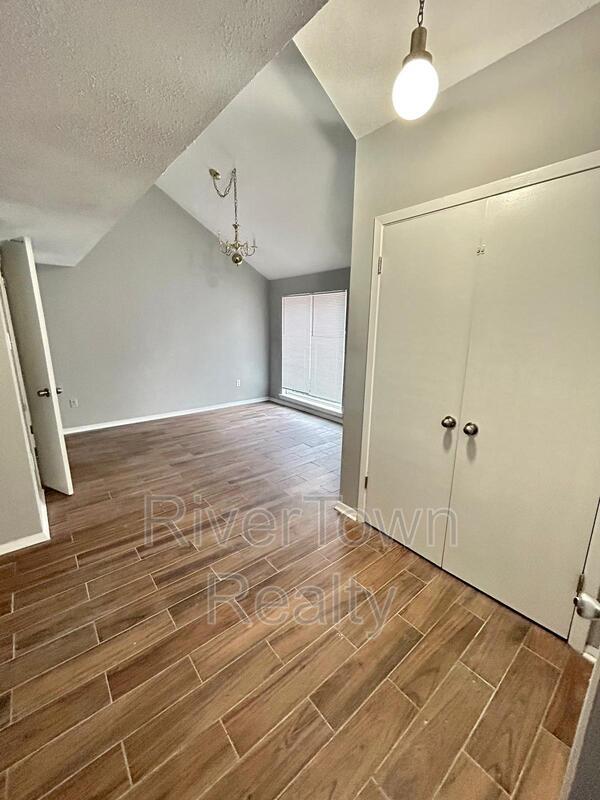 Foto del edificio - 3353 Fairbanks St