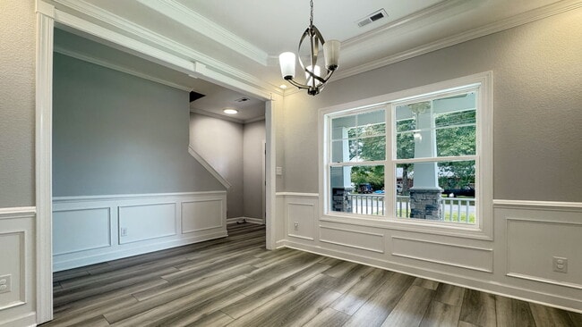 Building Photo - 3533 Parr Ln
