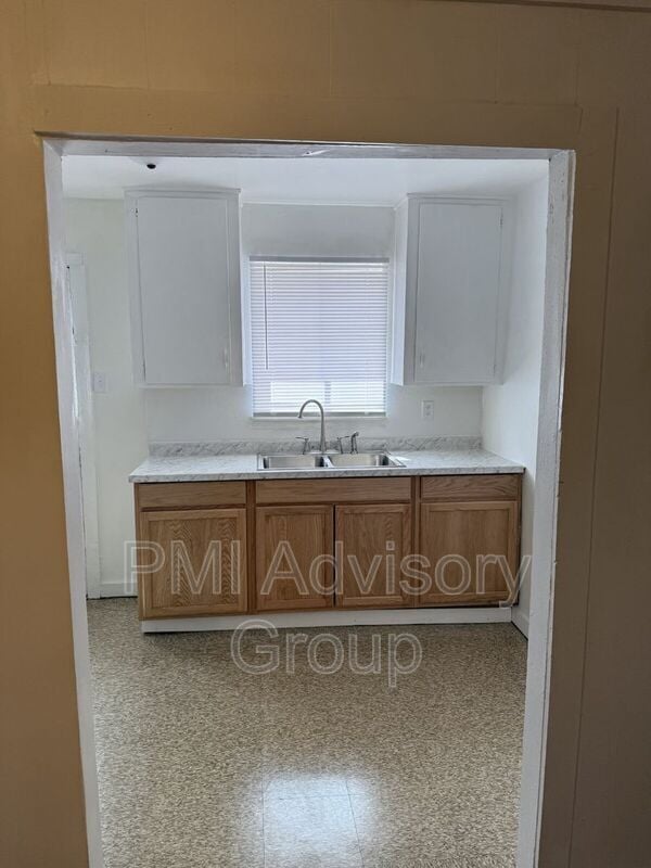 Foto del edificio - 203 SW Heights Rd