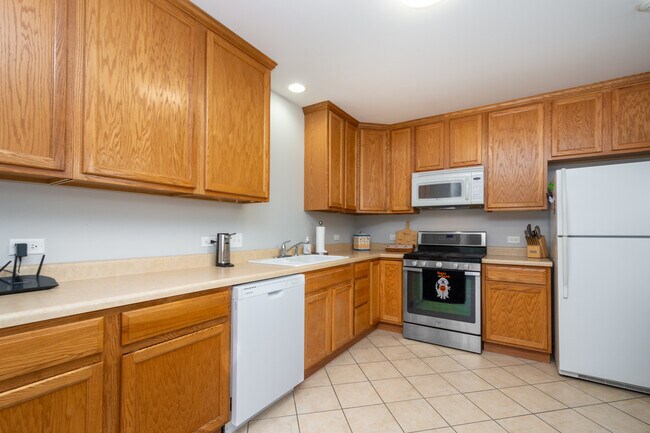 Foto del edificio - 532 Lake St