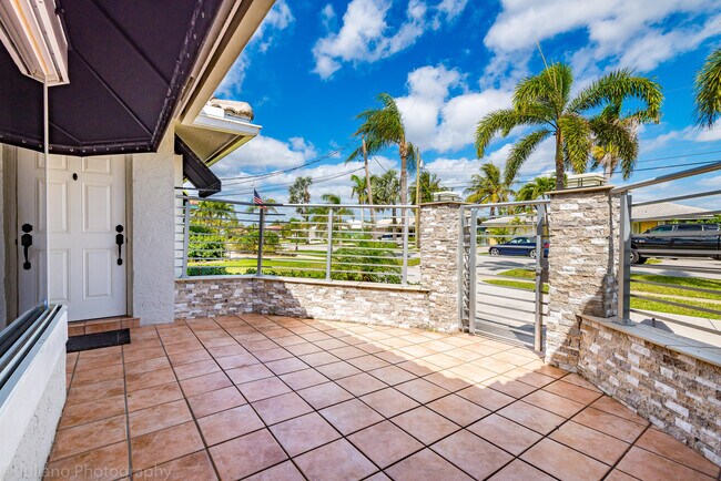 Foto del edificio - 1510 SE 14th Ct