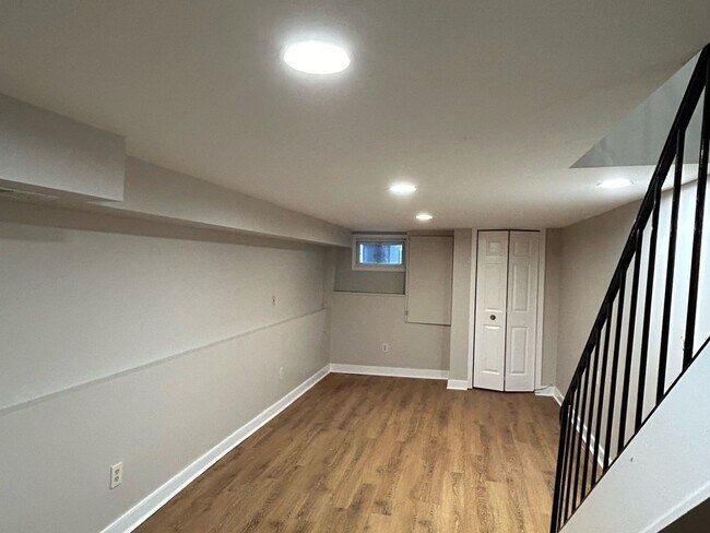 Foto del edificio - 2 Bedroom Townhome in Baltimore