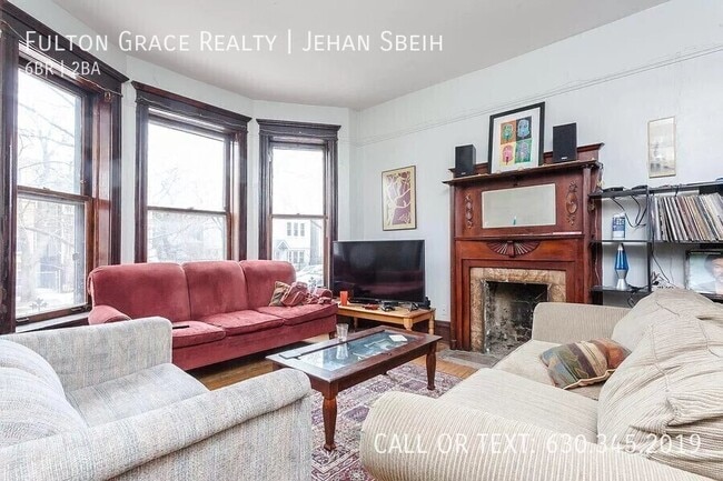 Photo - 3126 N Seminary Ave Apartment