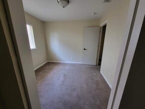 Building Photo - 966 Port Ashton Ct
