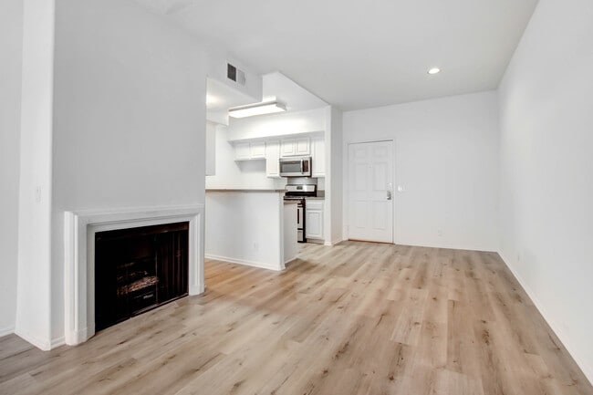 Building Photo - Tuscany Apartments