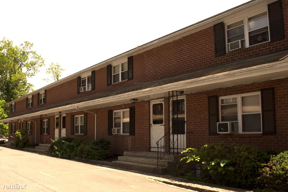 9 Howard Ct, East Hartford, CT 06108 Condo for Rent in East Hartford