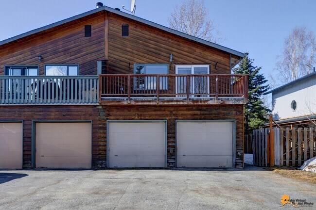 Foto del edificio - East Anchorage Condo with In Unit Laundry,...