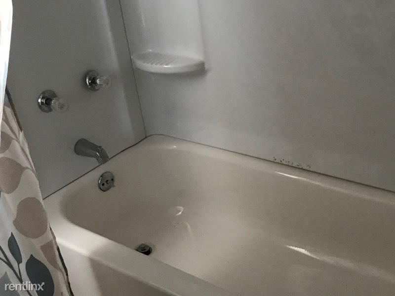 Foto del edificio - 1 br, 1 bath House - 53488 cook rd