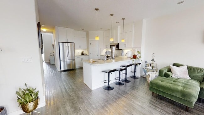 Building Photo - 14948-1102A 102A St