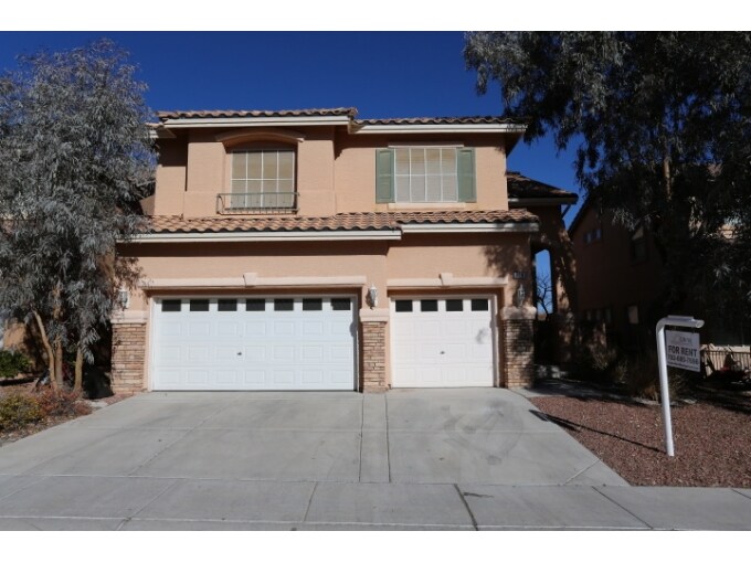 Foto principal - 400 Silver Grove St