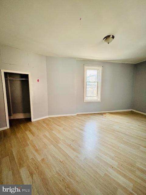 Building Photo - 240 W Glenwood Ave