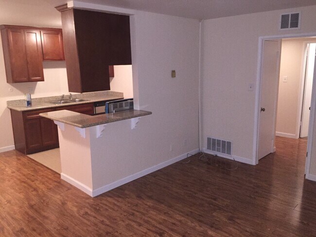 Building Photo - 3077 Los Prados St