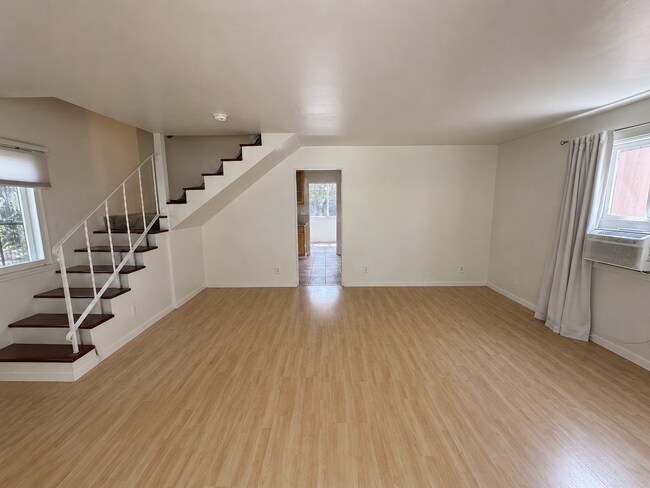 Foto del edificio - Charming 2 Bedroom Ojai Home with All Utilities Included