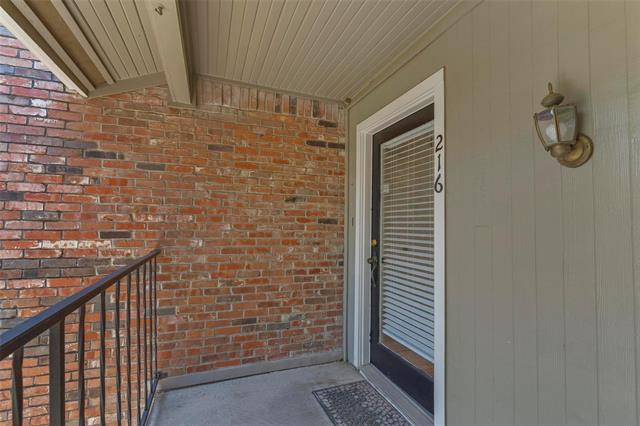 Building Photo - 2720 Copper Creek Dr