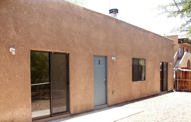 Foto del edificio - 802 E Lester St