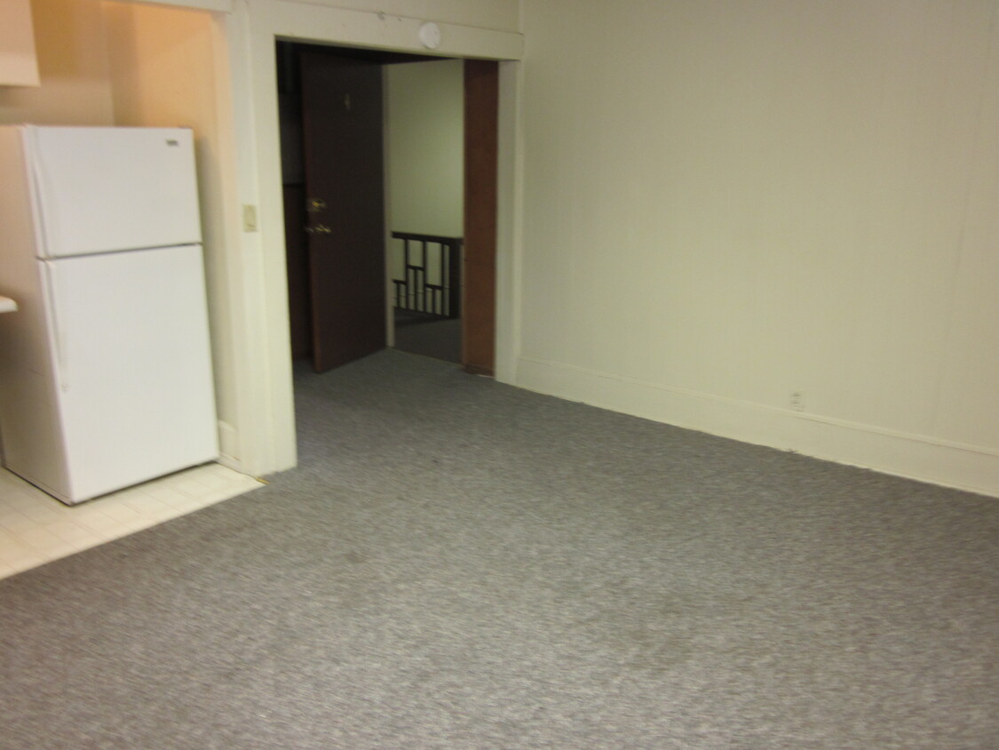 Primary Photo - 311 W Springfield Ave