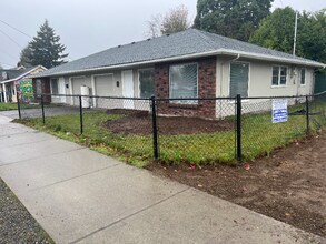 Building Photo - 2016 State Ave NE