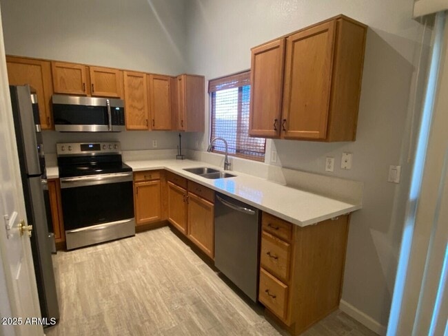 Building Photo - 6612 W Whispering Wind Dr