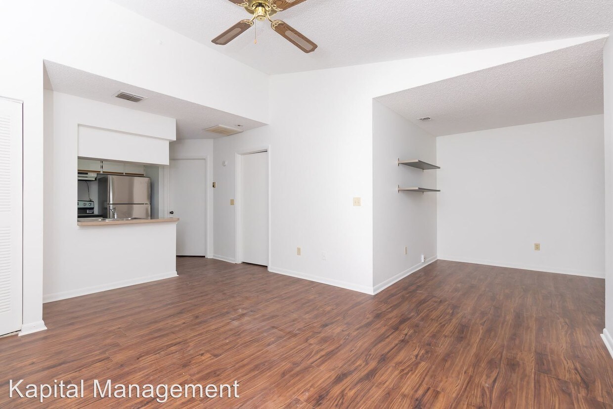 Foto principal - 1 br, 1 bath House - 18310 NW 68 AVE #L
