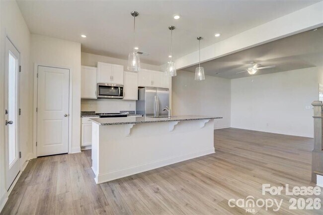 Foto del edificio - 3853 Hayden Ln