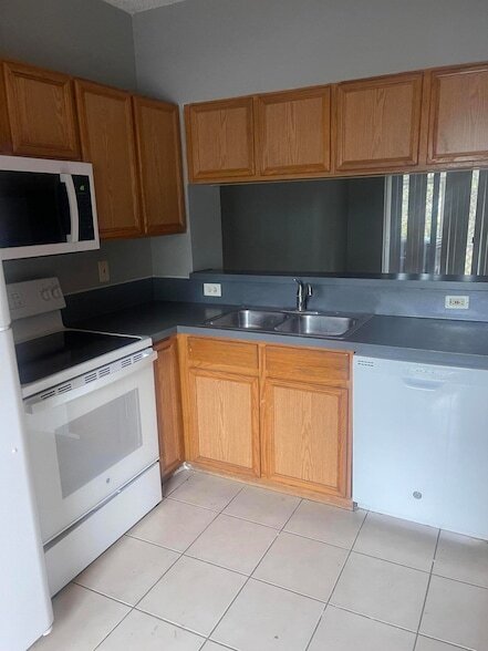 Building Photo - 5113 Palmbrooke Cir