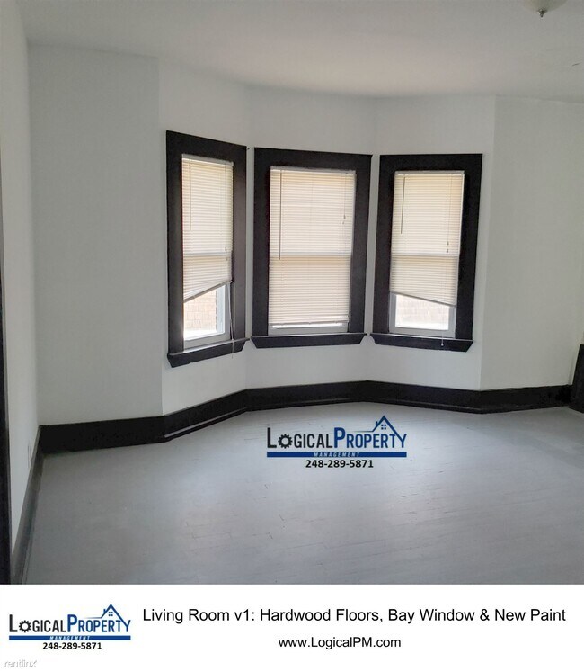 Building Photo - 4 br, 2 bath 4plex - 652 E Philadelphia St