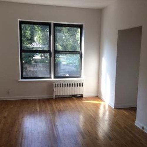 Primary Photo - 140 Claremont Ave