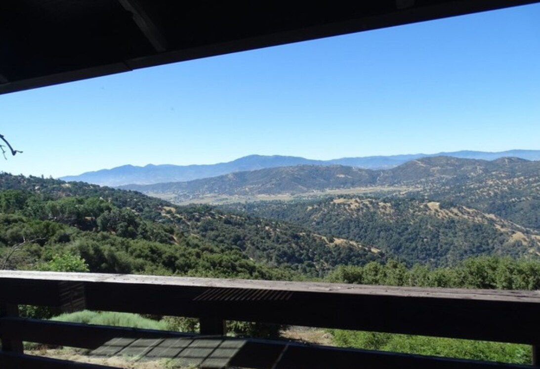 Building Photo - 30420 Starland Dr