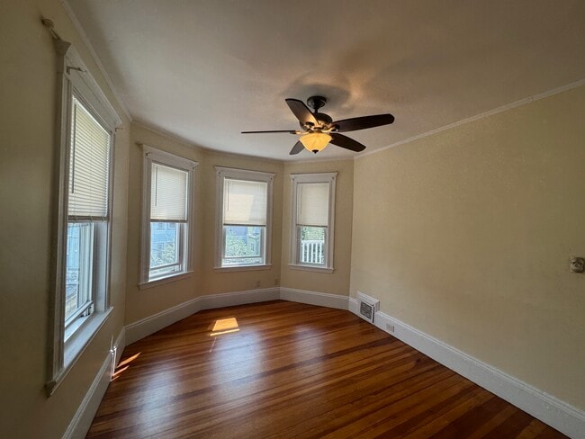 Building Photo - 63 Conwell Ave