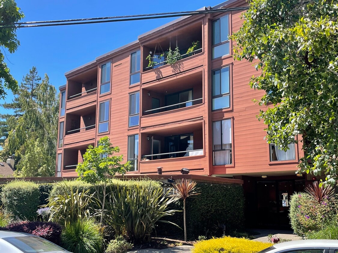 1210 Bellevue Ave Unit 302, Burlingame, CA 94010 Condo for Rent in