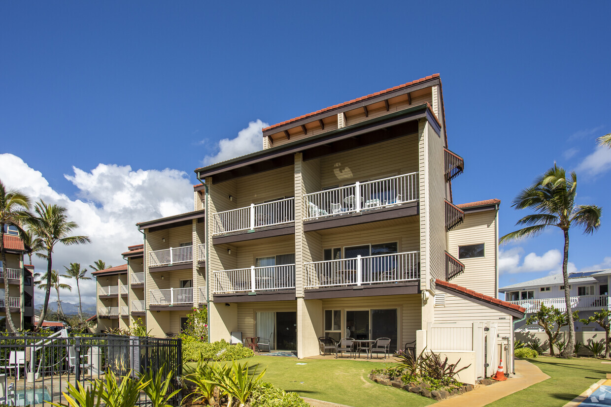 Building Photo - Kapaa Shore