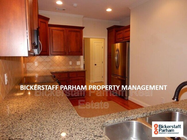 Foto del edificio - 1040 Red Maple Way