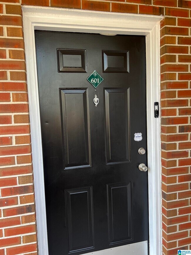 Foto del edificio - 601 Morning Sun Dr