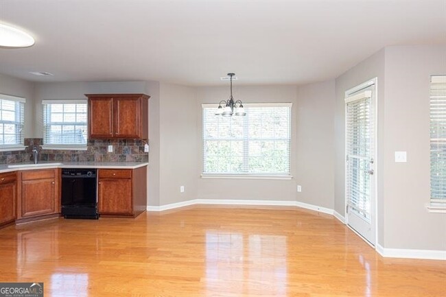 Building Photo - 117 Village Pkwy