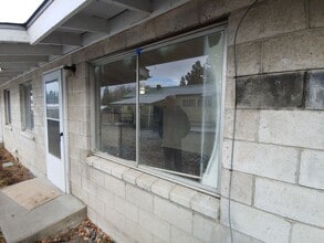 Building Photo - 1820 Fargo St