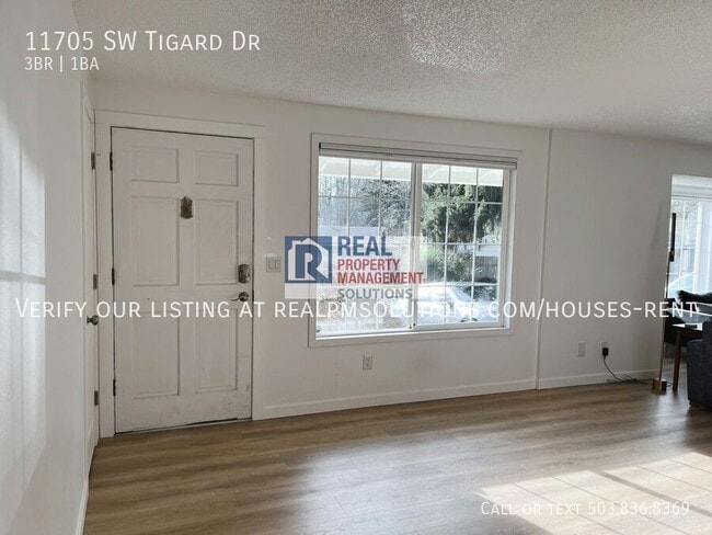 Photo - 11705 SW Tigard St House