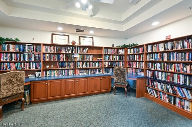 Building Photo - 7670 Meadow Lakes Dr