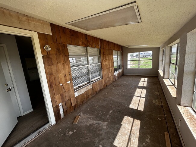 Building Photo - Country Living! Newly Updated 3-bed/2-bath in Frenship ISD!