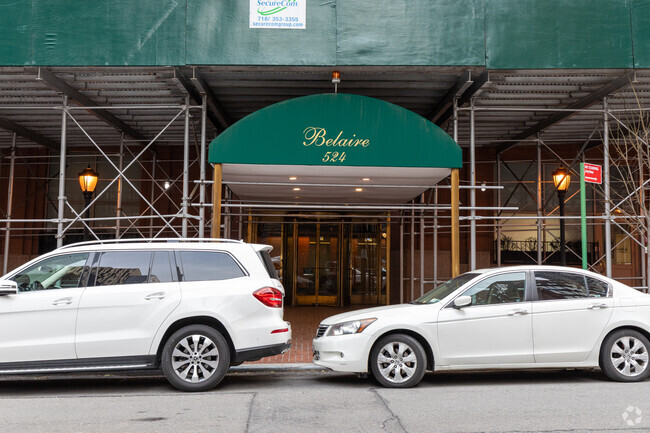 Building Photo - The Belaire