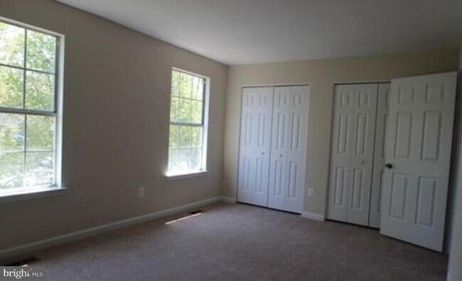 Building Photo - 1959 Fort Monroe Ct