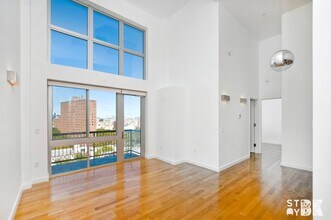 Building Photo - 333 Greene Ave