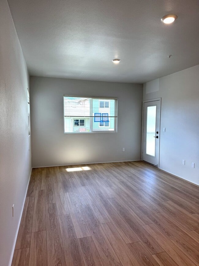 Building Photo - Kapili - Brand new two bedroom, two bath townhome with Garage