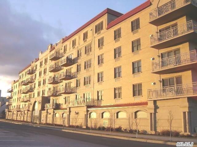 Primary Photo - 125 E Broadway